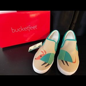 Bucketfeet Armadillo Slip Ons